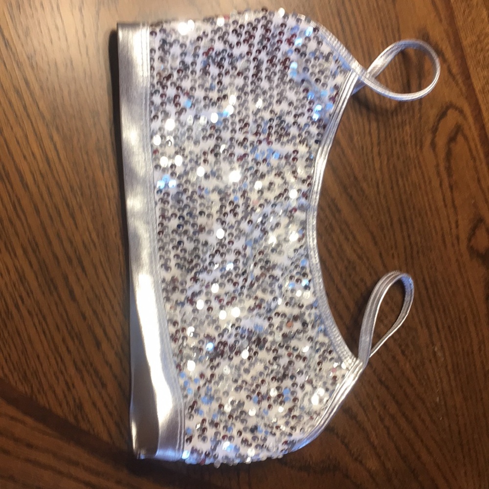 Dance top NWT